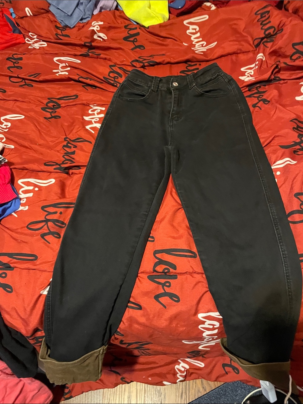 Black Boyfriend Jeans with Rolled Hem